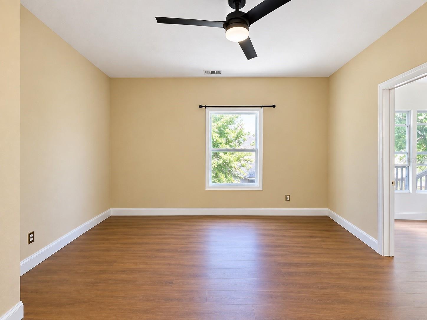 2610 W CYPRESS ST — photo 7