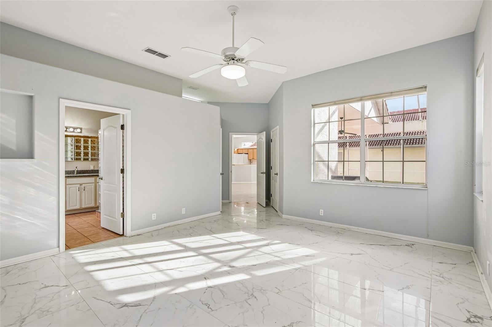5814 FAIRWOODS CIR — photo 36