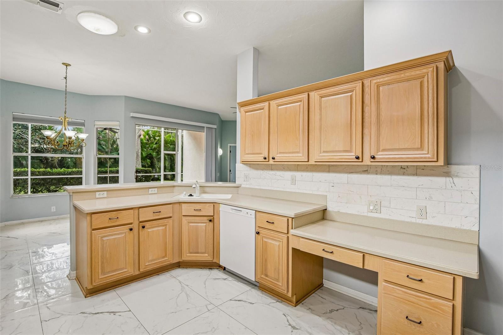5814 FAIRWOODS CIR — photo 20
