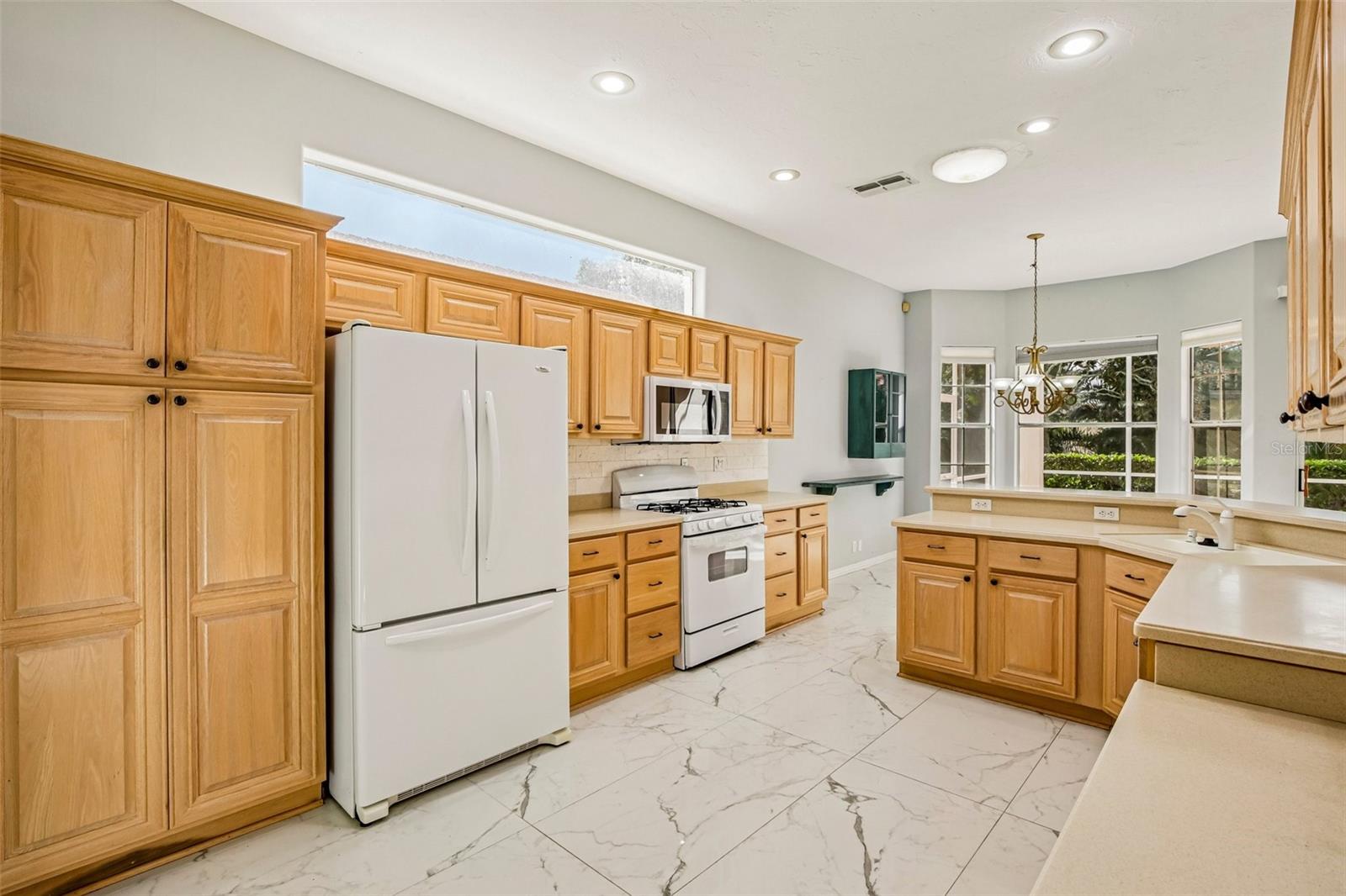 5814 FAIRWOODS CIR — photo 18