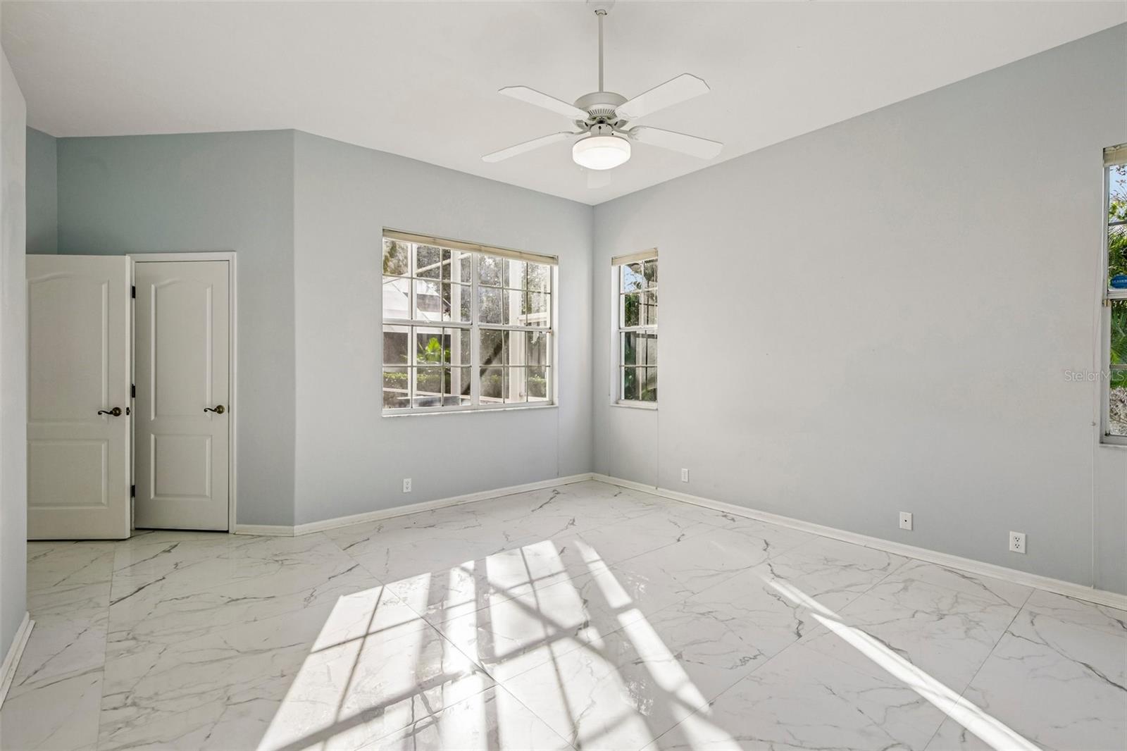 5814 FAIRWOODS CIR — photo 37
