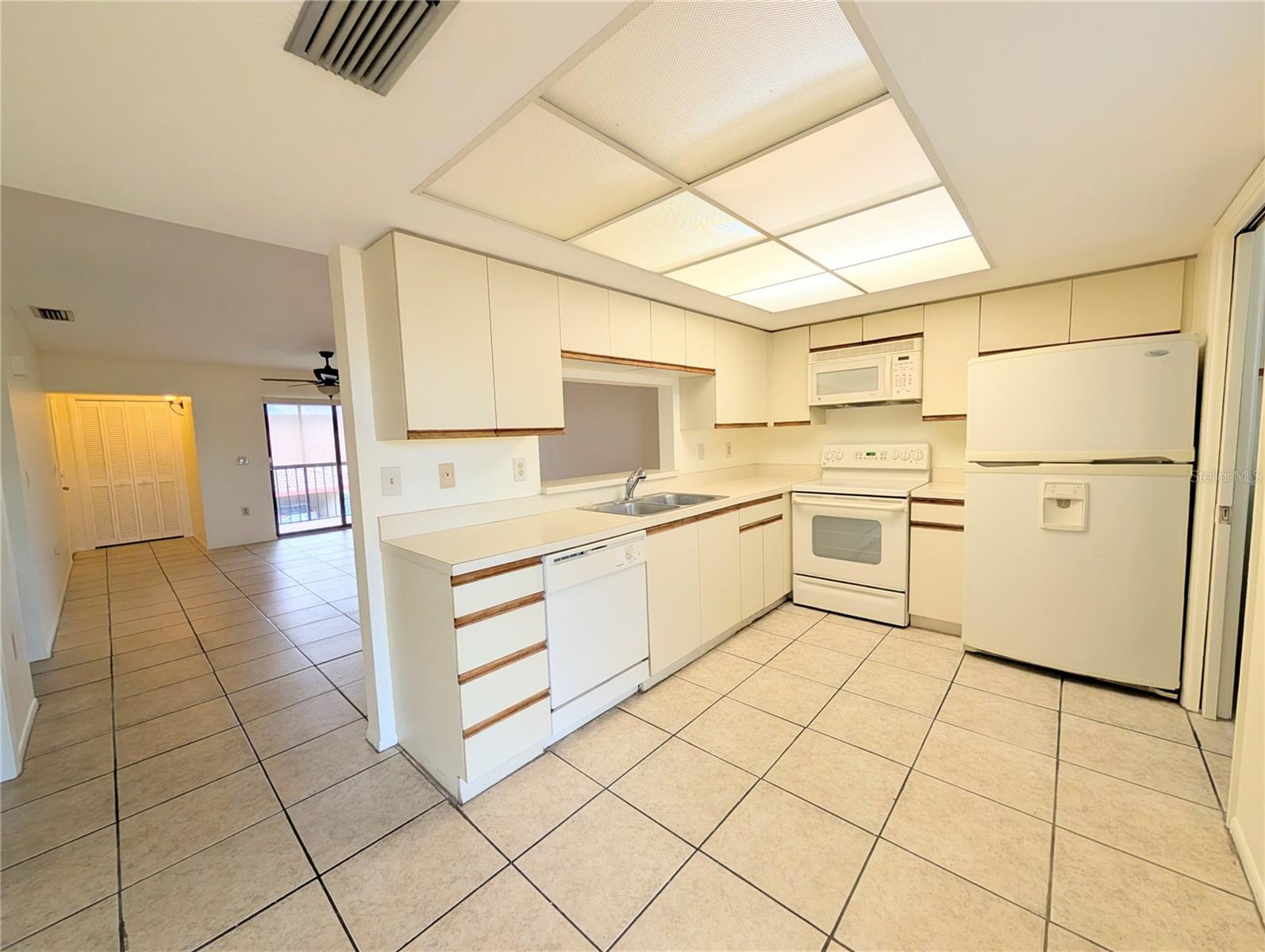 2515 BAYSHORE GARDENS PKWY #15 — photo 4