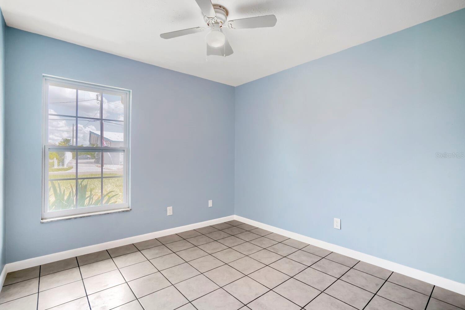 208 FLAMINGO DR — photo 11