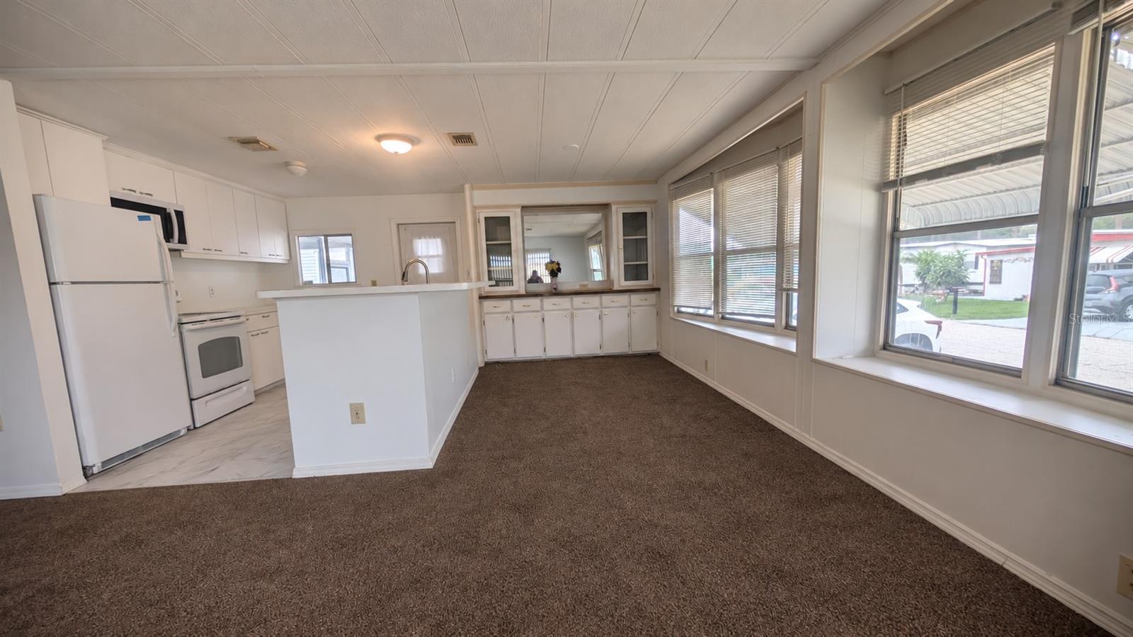 6624 DURIAN TRL — photo 8