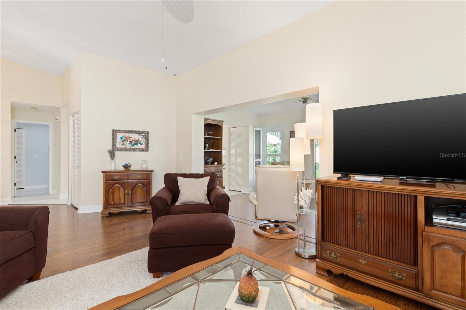 609 BRAMBLEWOOD LN #181 — photo 7