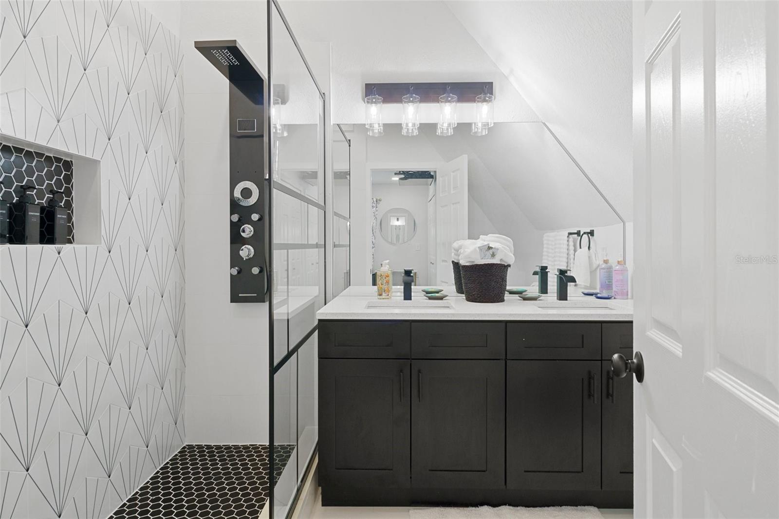 7422 NEW YORK AVE — photo 42