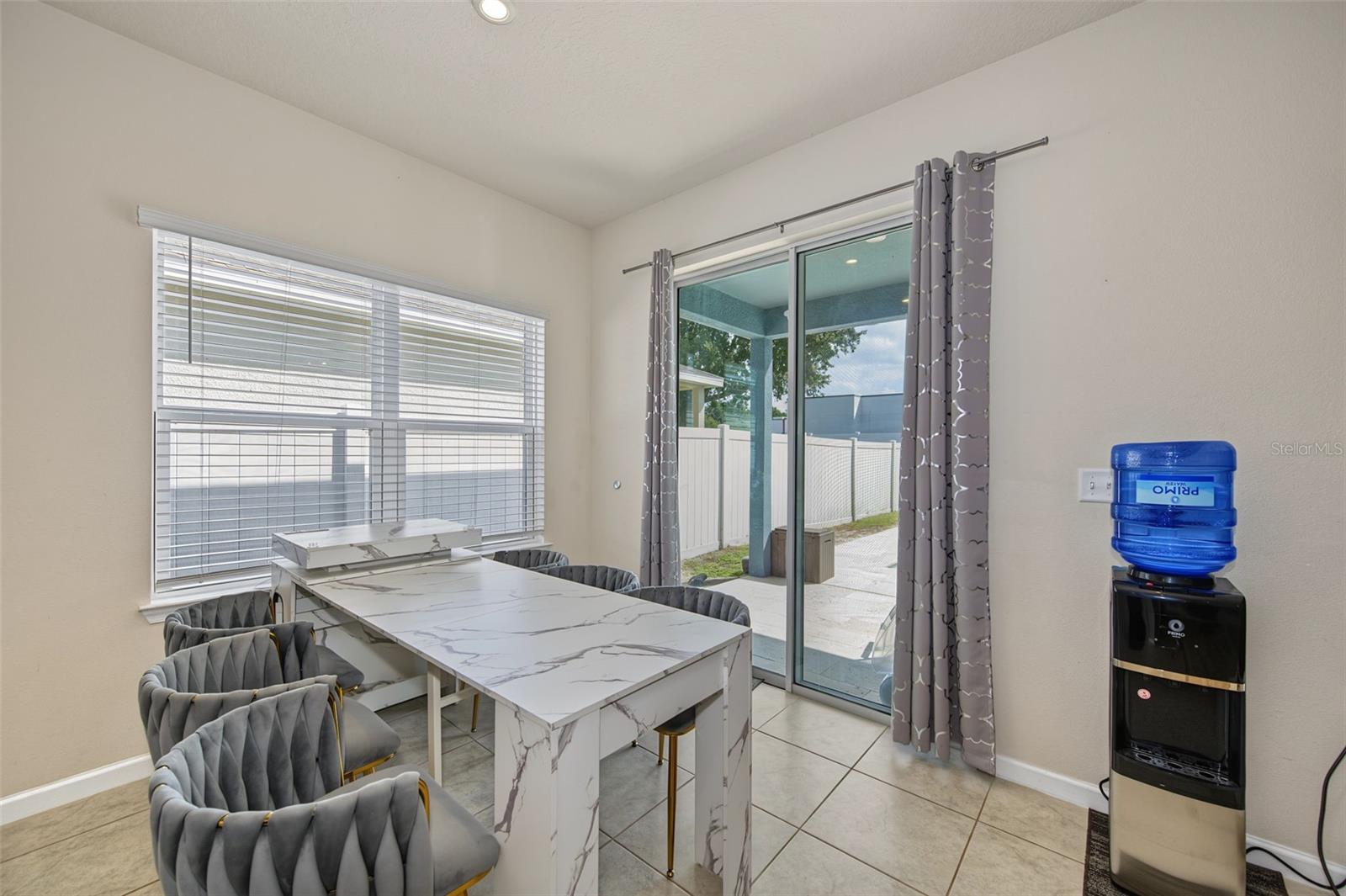 8891 PRAIRIE CREEK DR — photo 10
