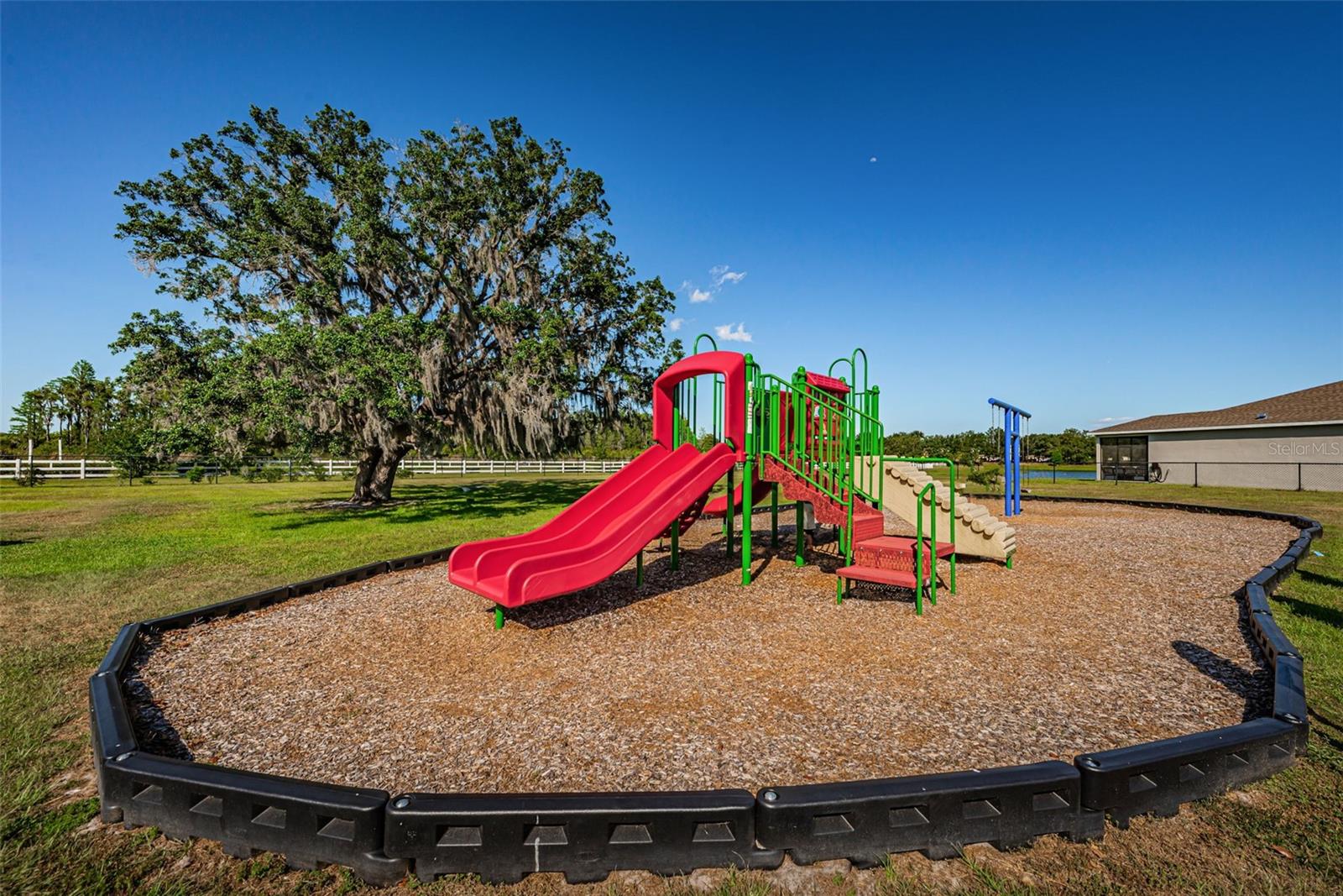 8891 PRAIRIE CREEK DR — photo 36