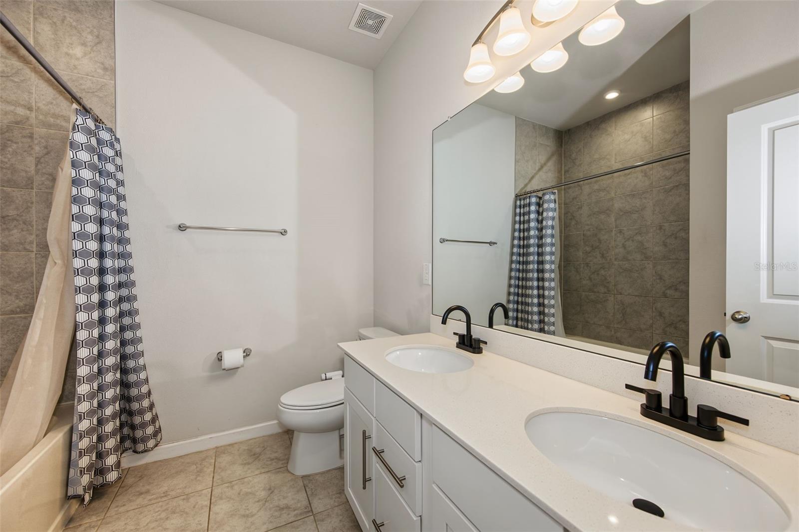 8891 PRAIRIE CREEK DR — photo 21