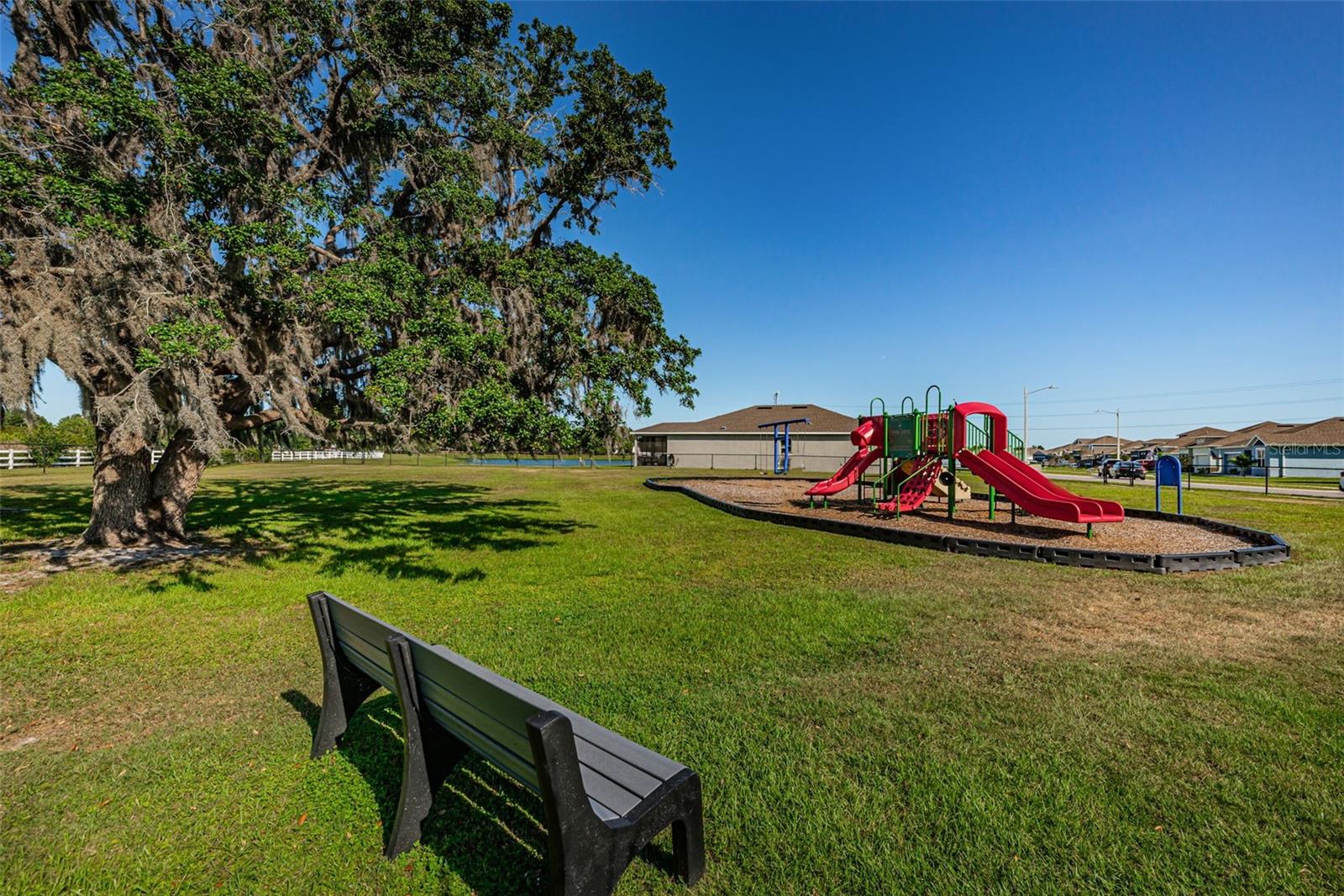 8891 PRAIRIE CREEK DR — photo 37