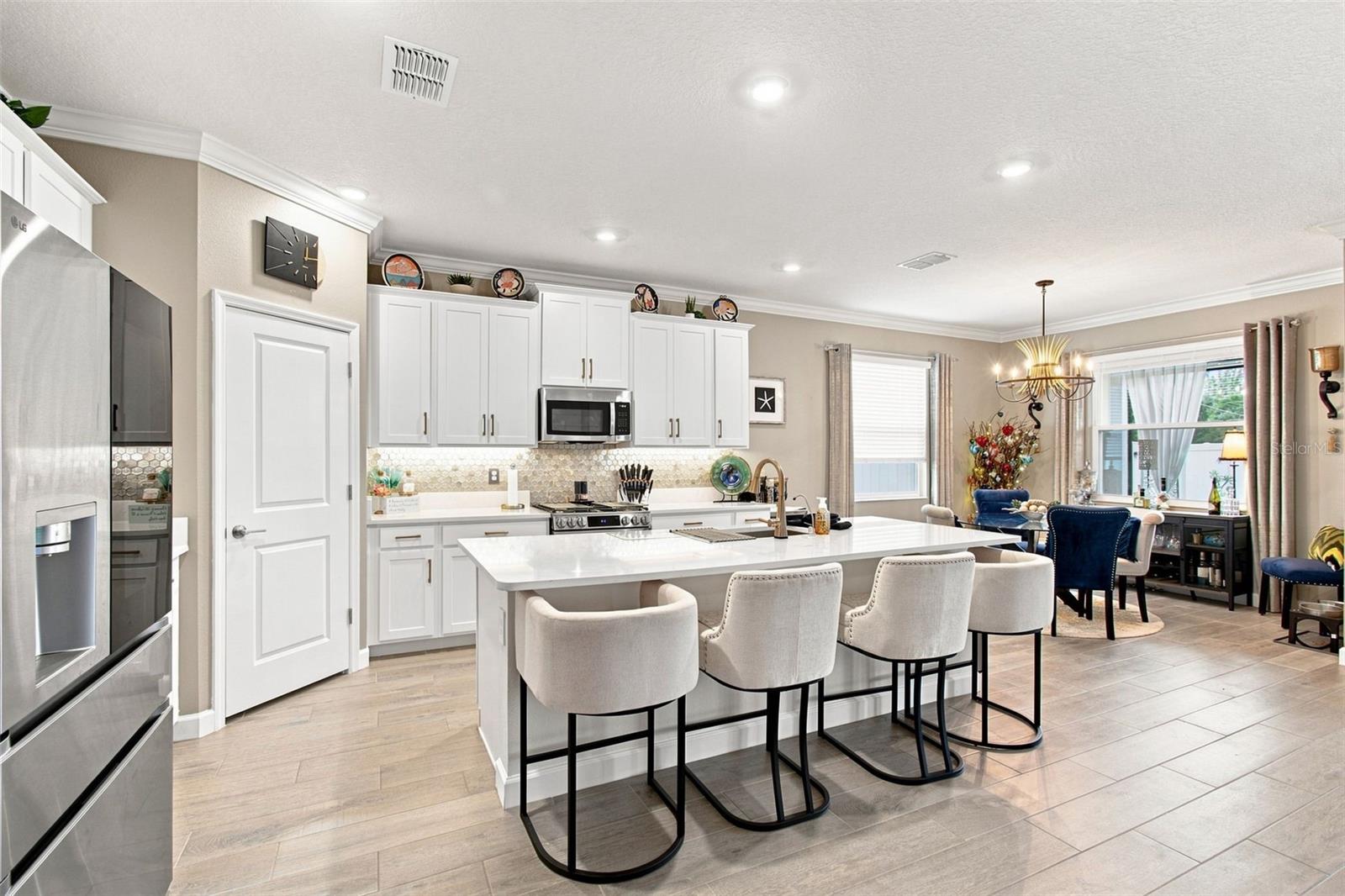 17408 HOLLY WELL AVE — photo 8