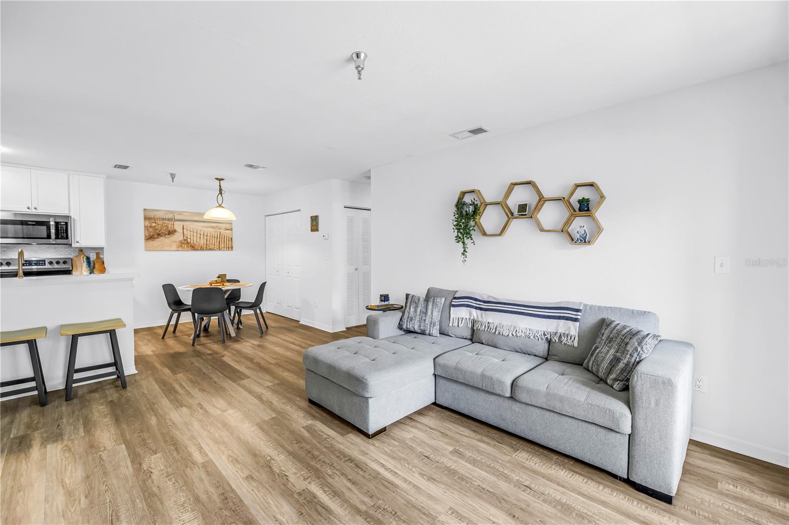 10263 GANDY BLVD N #315 — photo 11