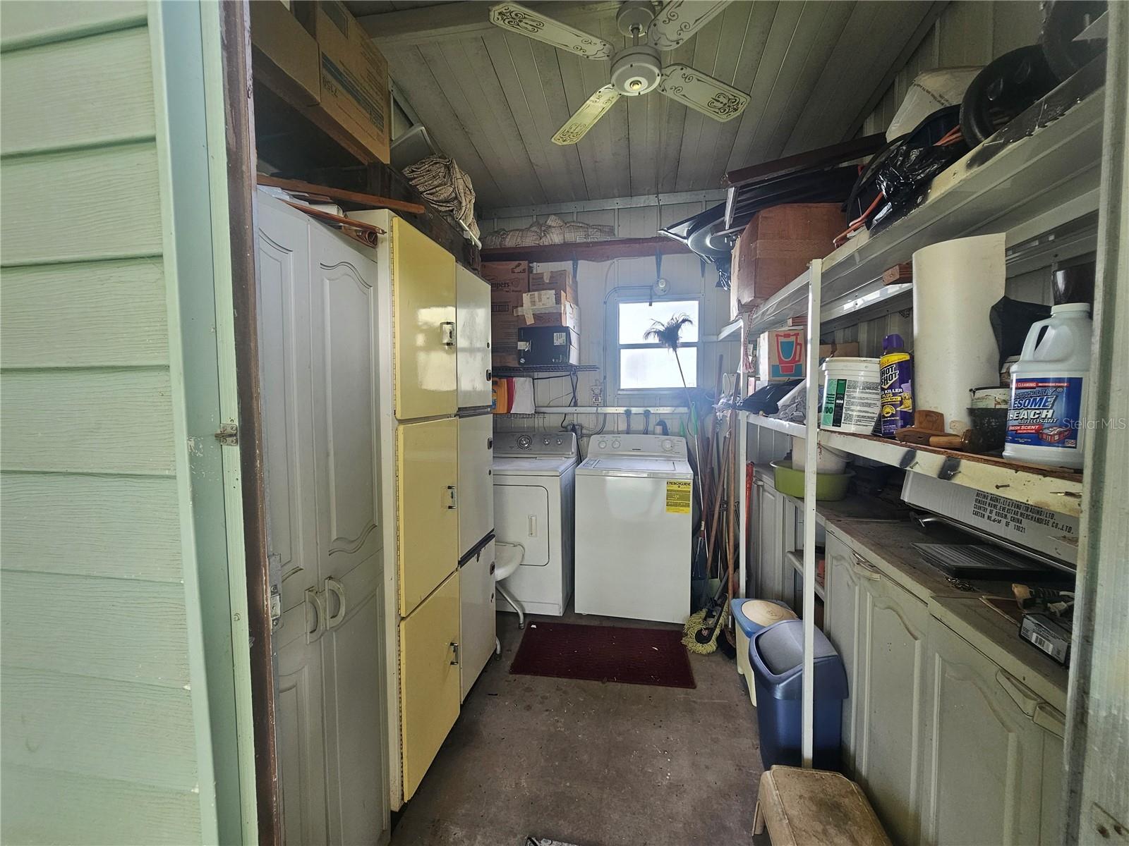225 TARPON LANE — photo 34