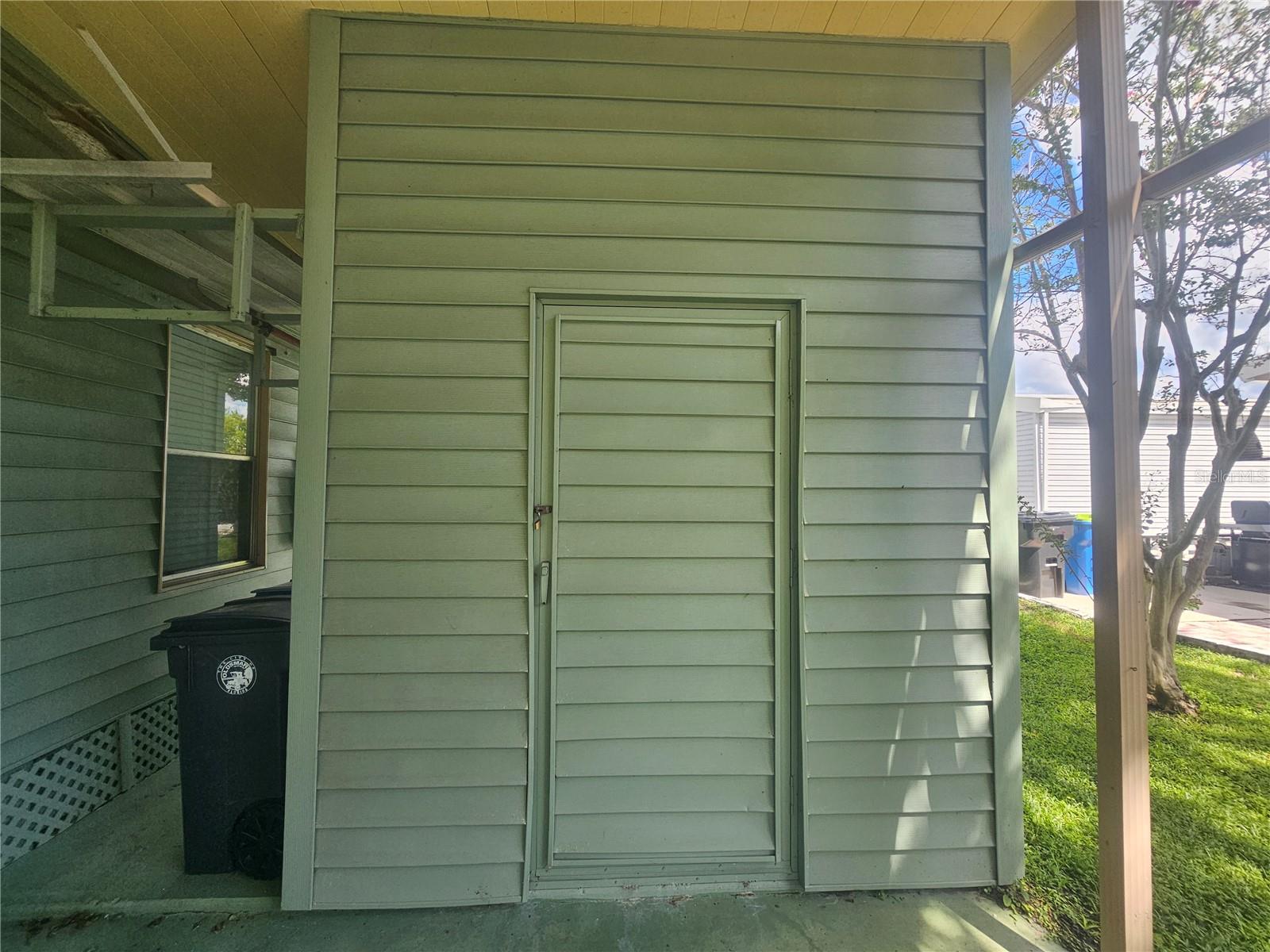 225 TARPON LANE — photo 33