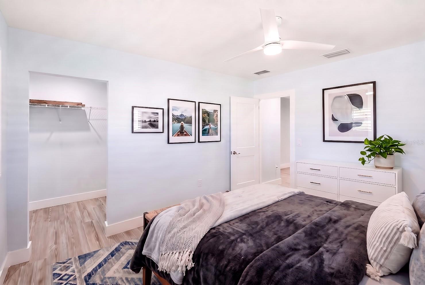 400 DONA DR — photo 52