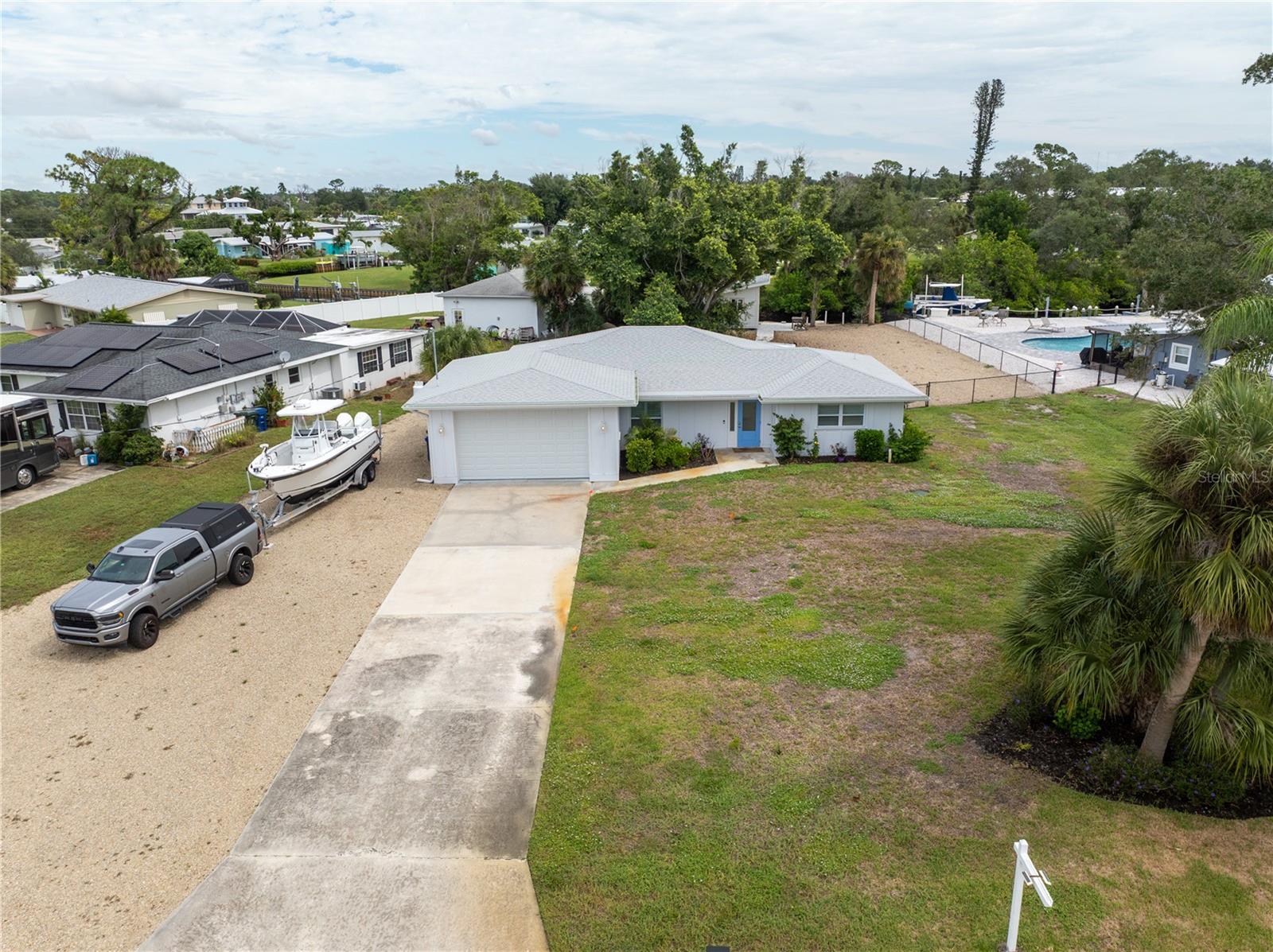 400 DONA DR — photo 45
