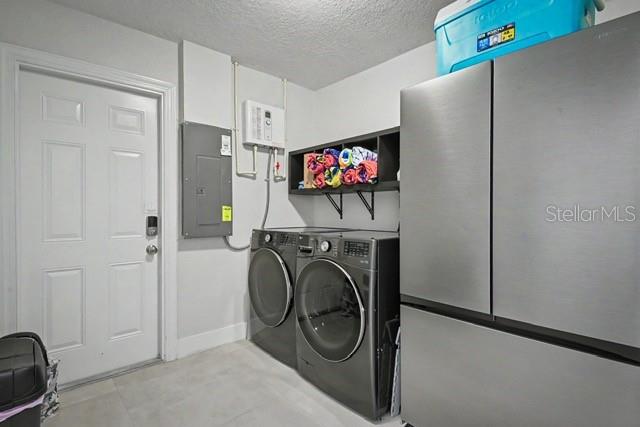 2553 E PAULSTAN CT — photo 17