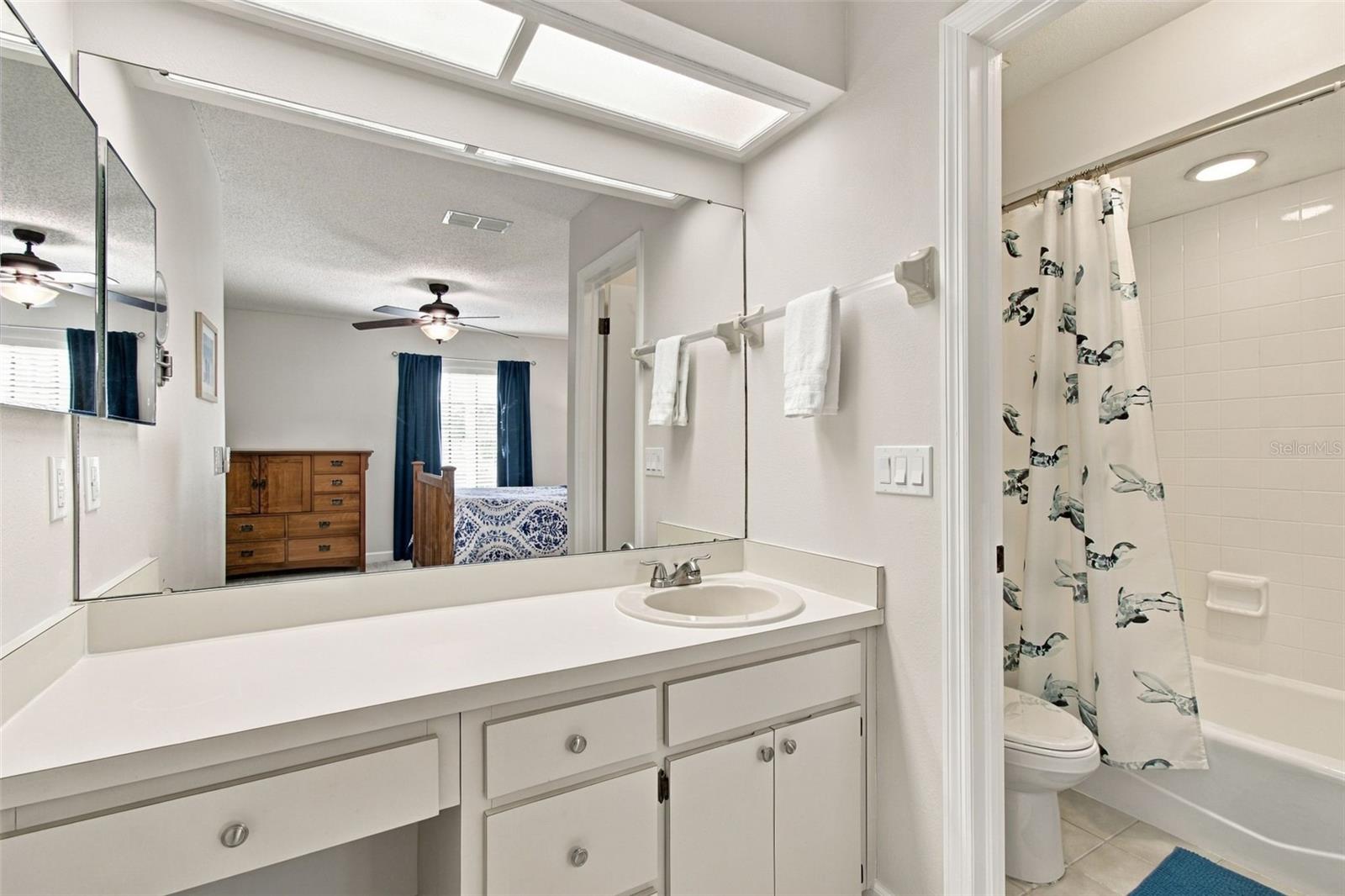 13036 VILLAGE CHASE CIR #13036 — photo 32