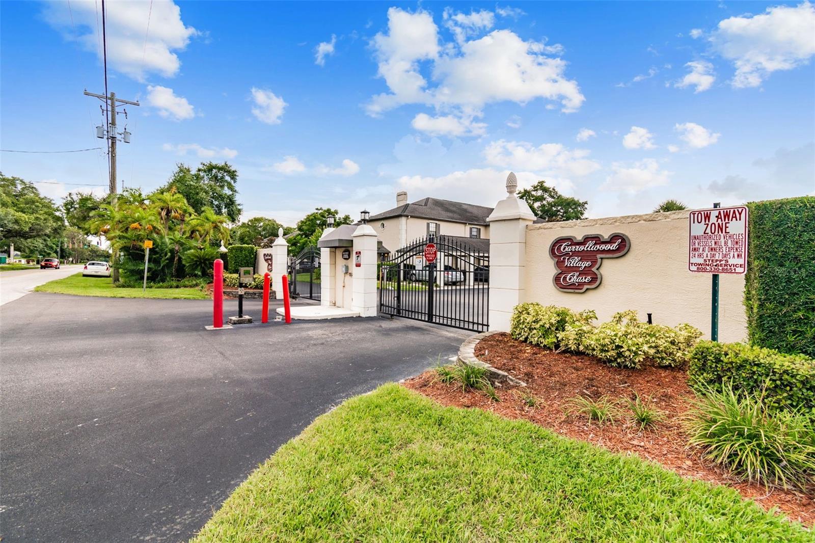 13036 VILLAGE CHASE CIR #13036 — photo 47