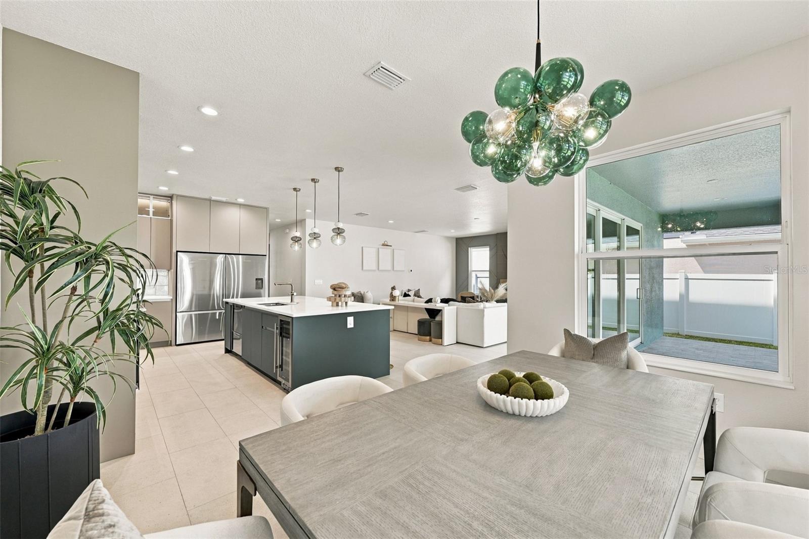 3203 W WYOMING AVE — photo 16