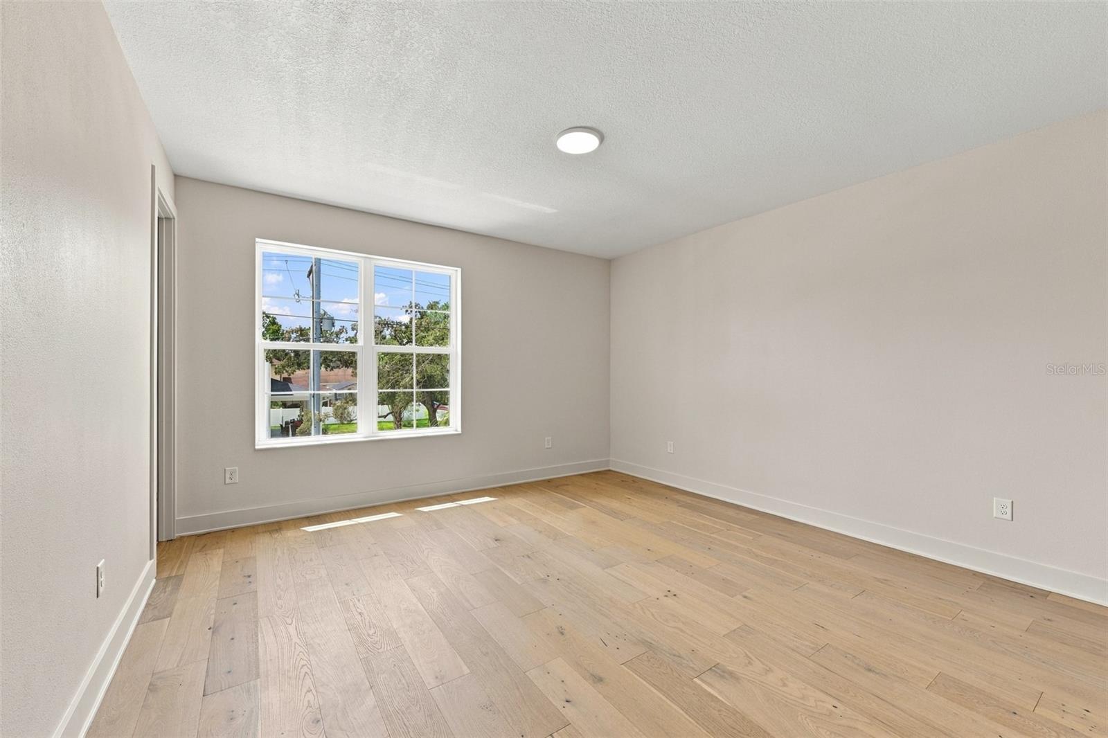 3203 W WYOMING AVE — photo 49