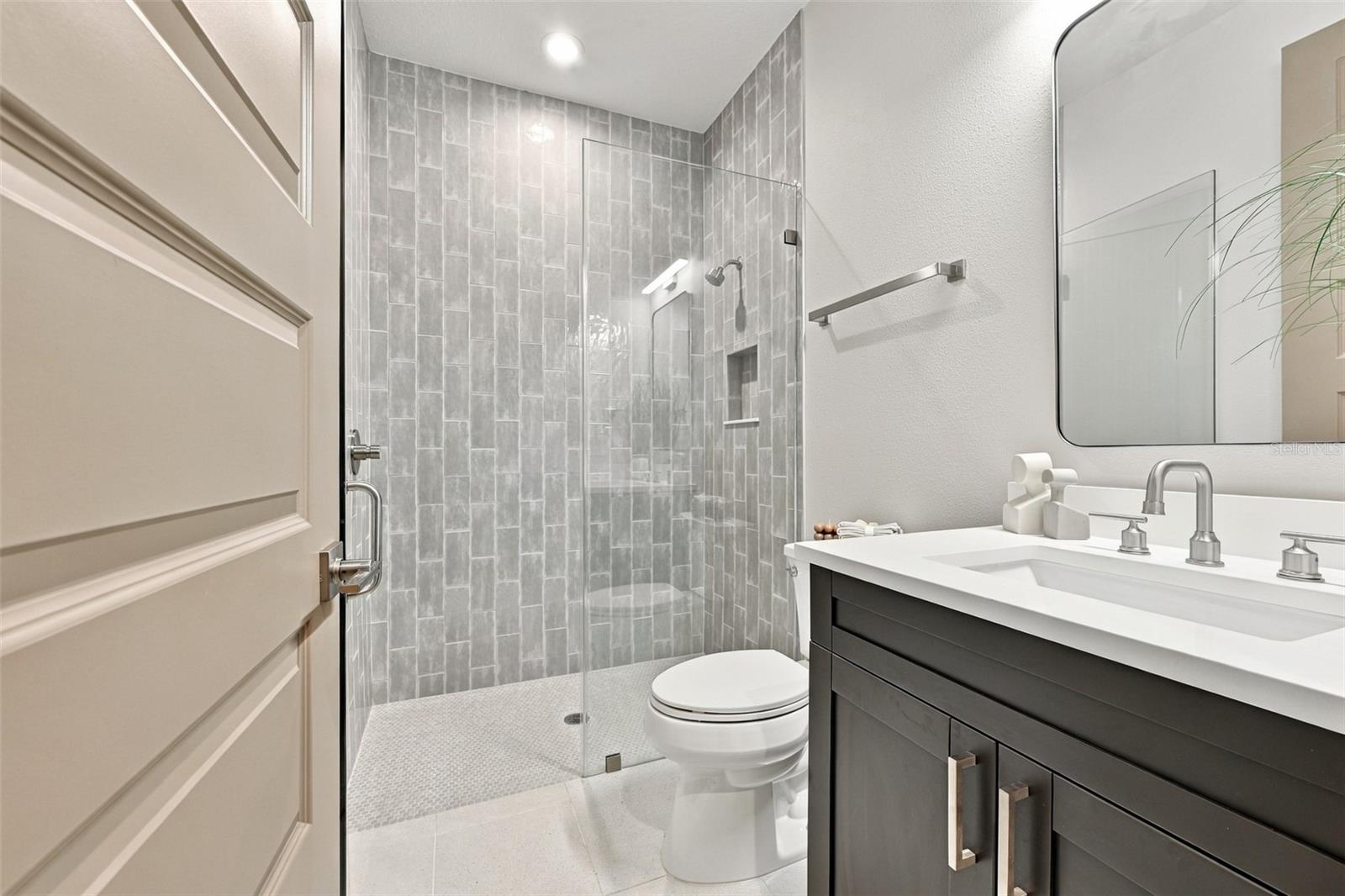 3203 W WYOMING AVE — photo 27