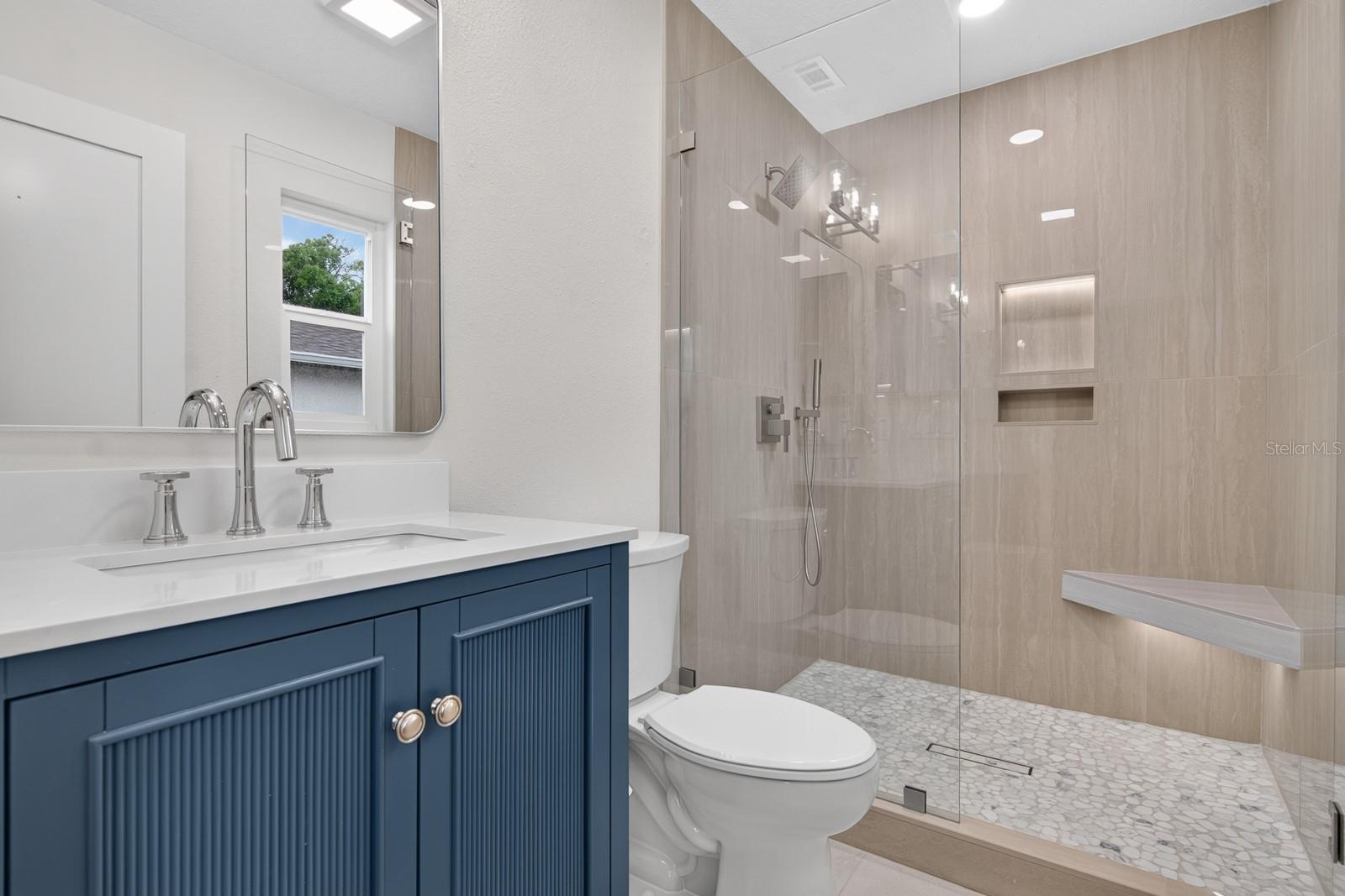 403 EVERGREEN DR — photo 5