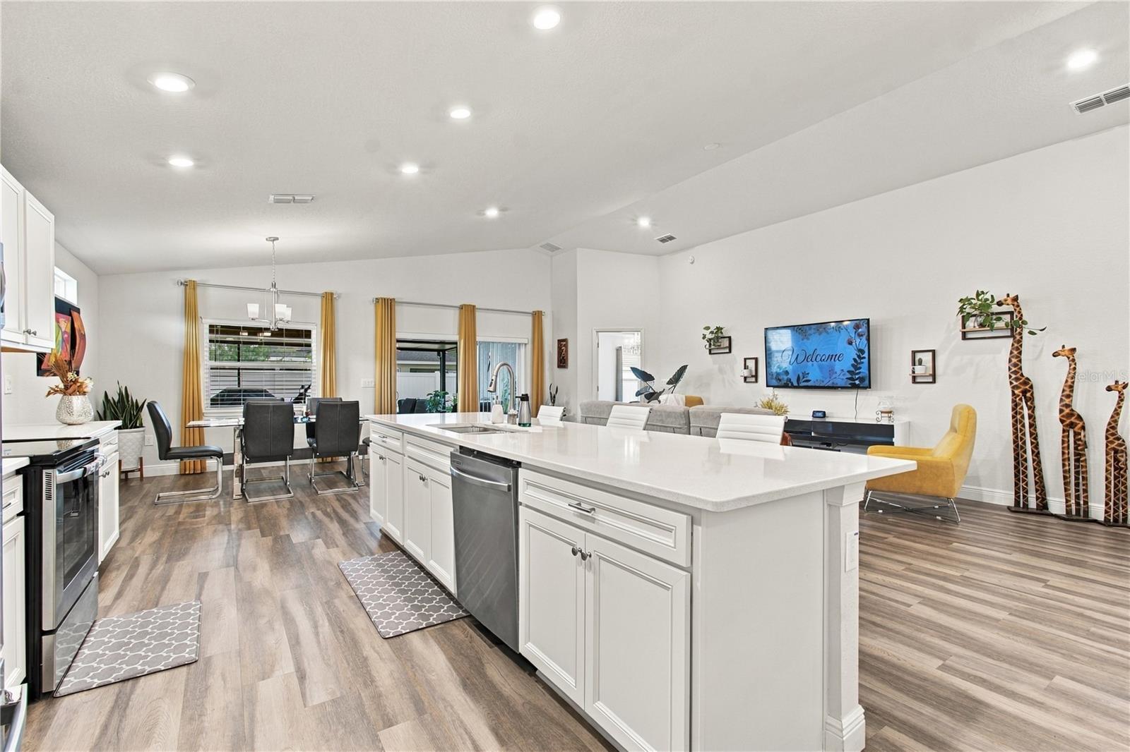 6884 ABBYWOOD LN — photo 15