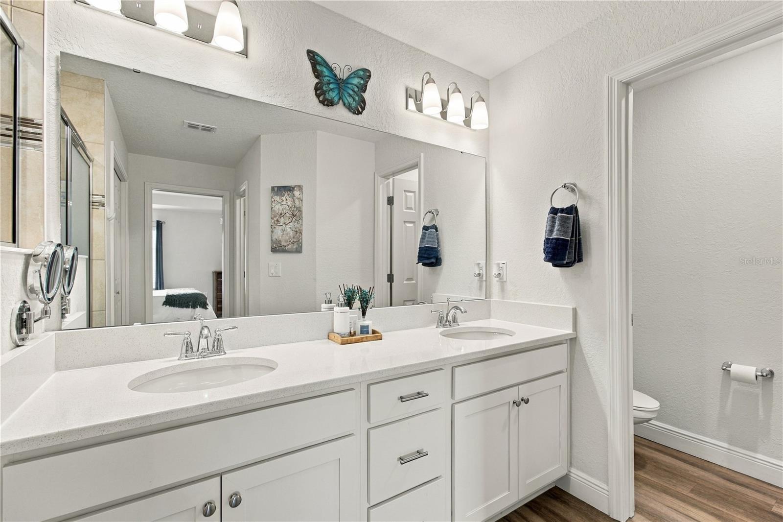 6884 ABBYWOOD LN — photo 38