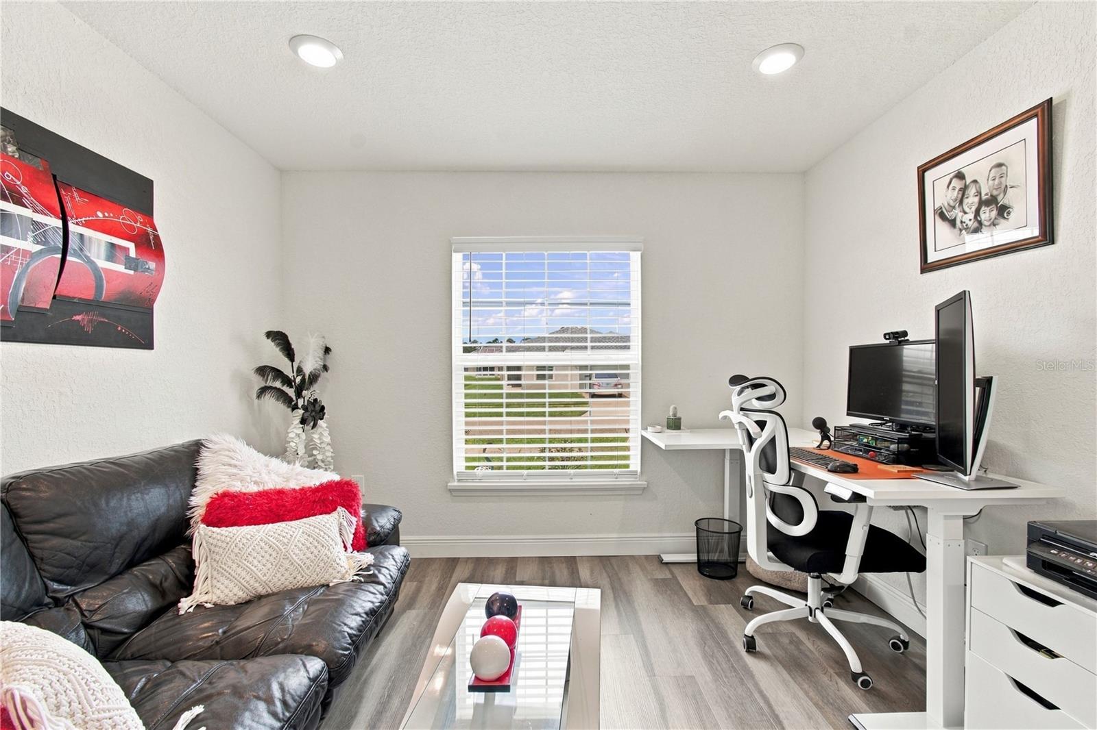 6884 ABBYWOOD LN — photo 8
