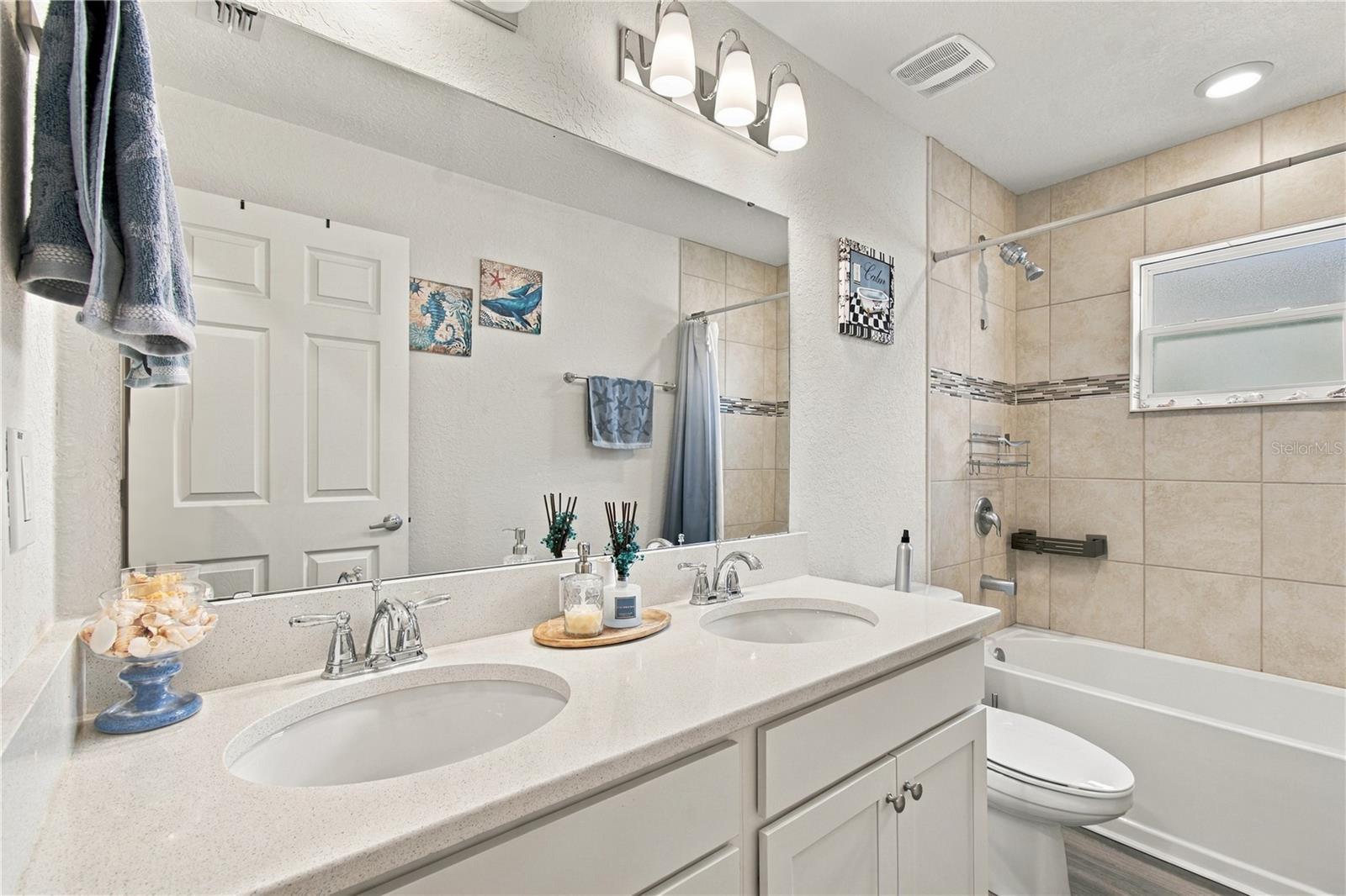 6884 ABBYWOOD LN — photo 50