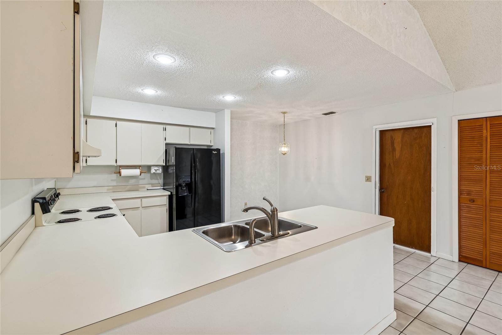 23227 CLUB VILLAS DR #38 — photo 13