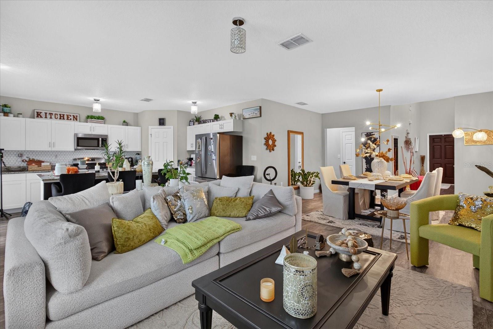 13077 OAK HILL WAY — photo 18