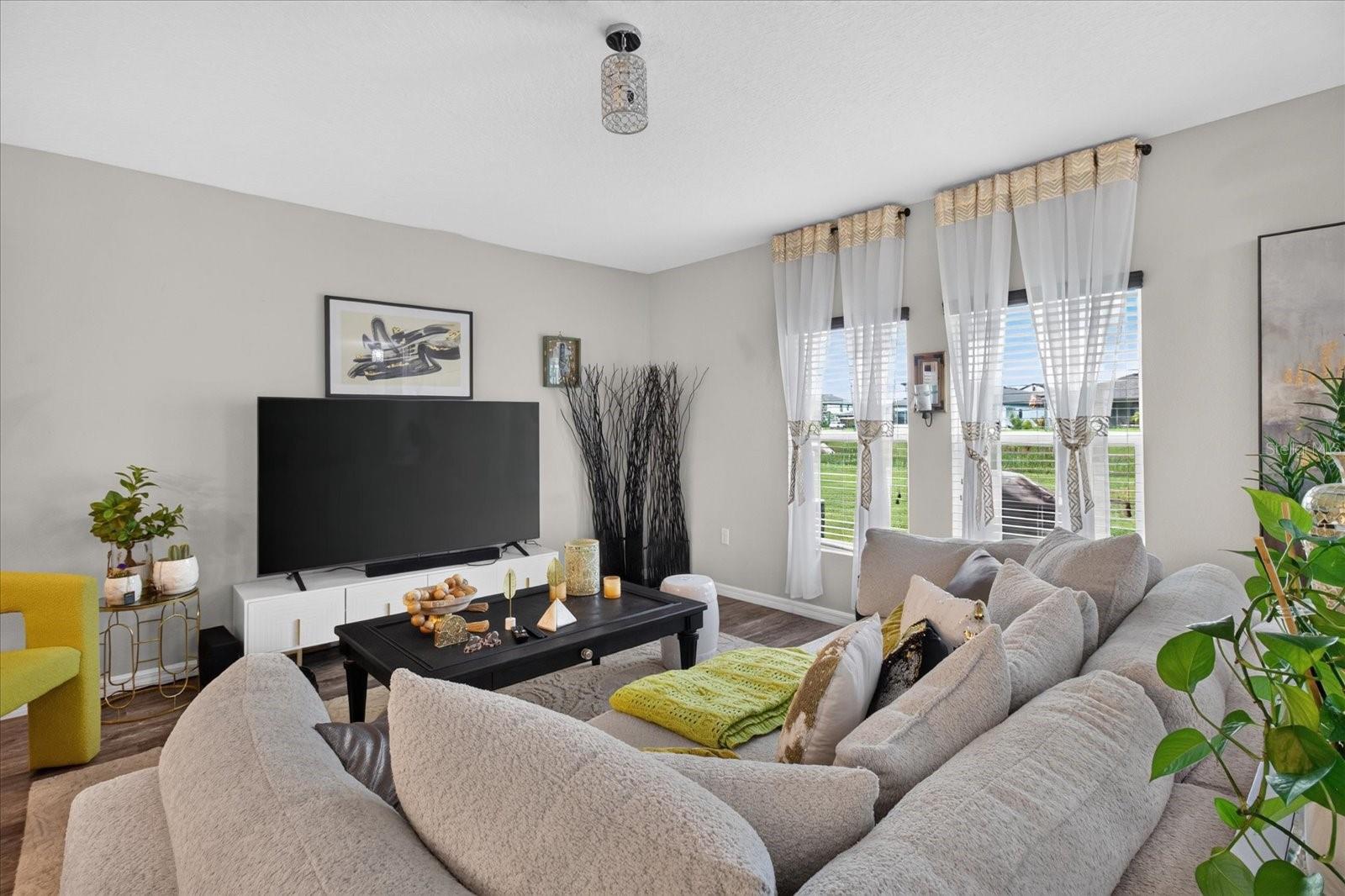 13077 OAK HILL WAY — photo 20