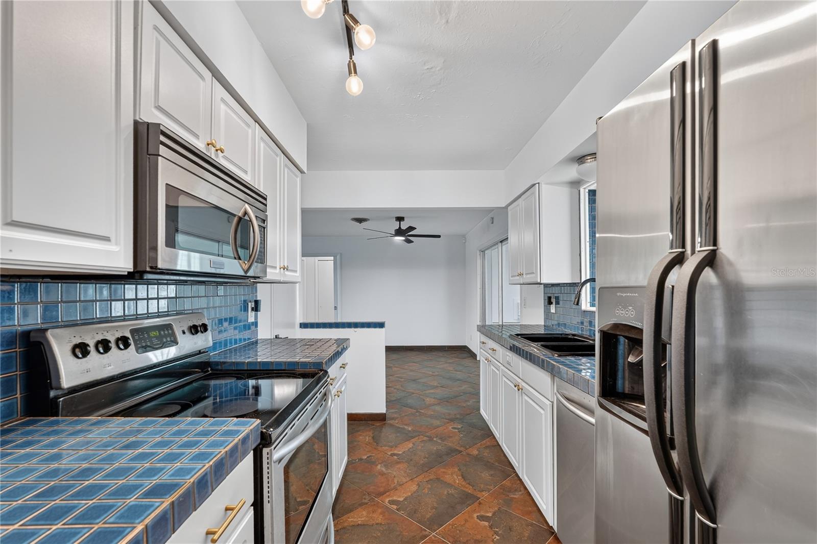 1789 BIRCH DR — photo 16