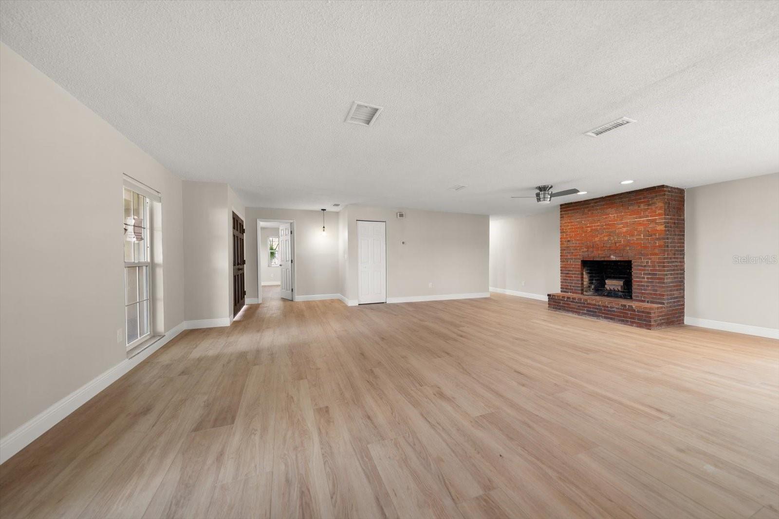 1641 SHERBROOK RD — photo 26
