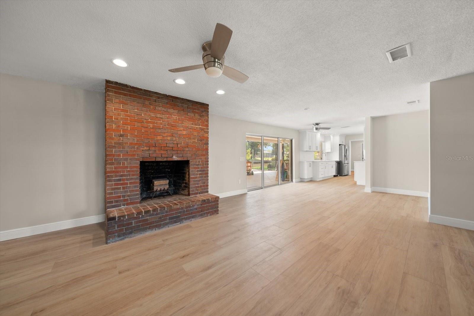 1641 SHERBROOK RD — photo 25