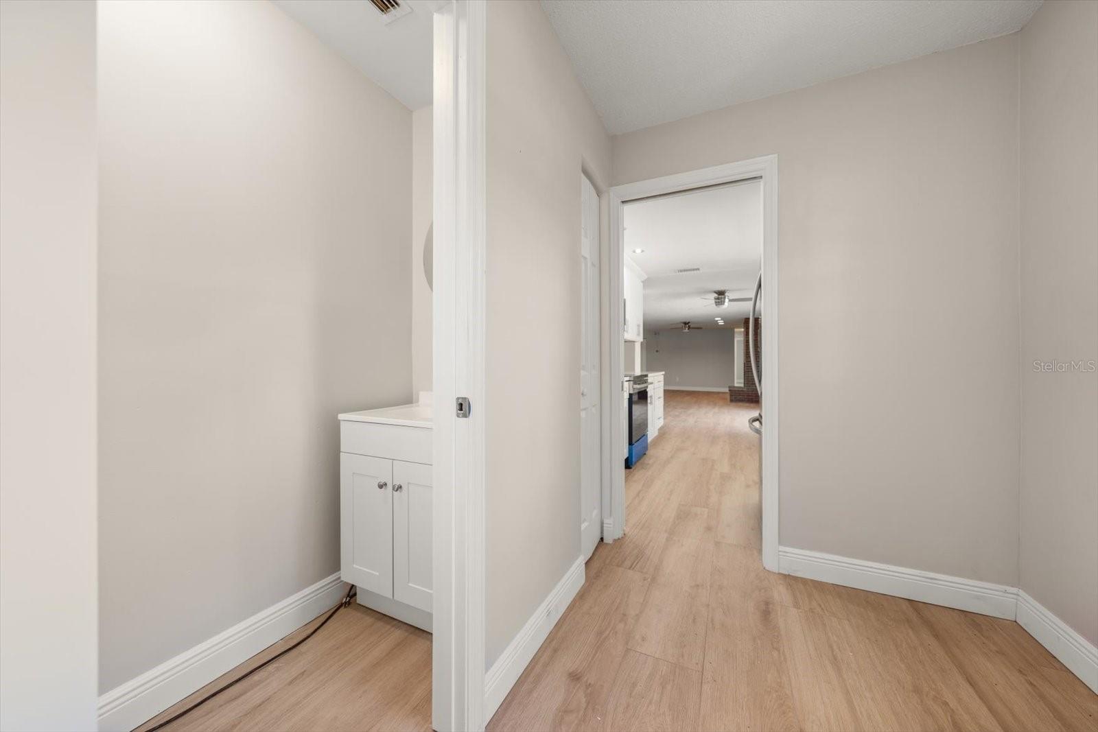 1641 SHERBROOK RD — photo 29