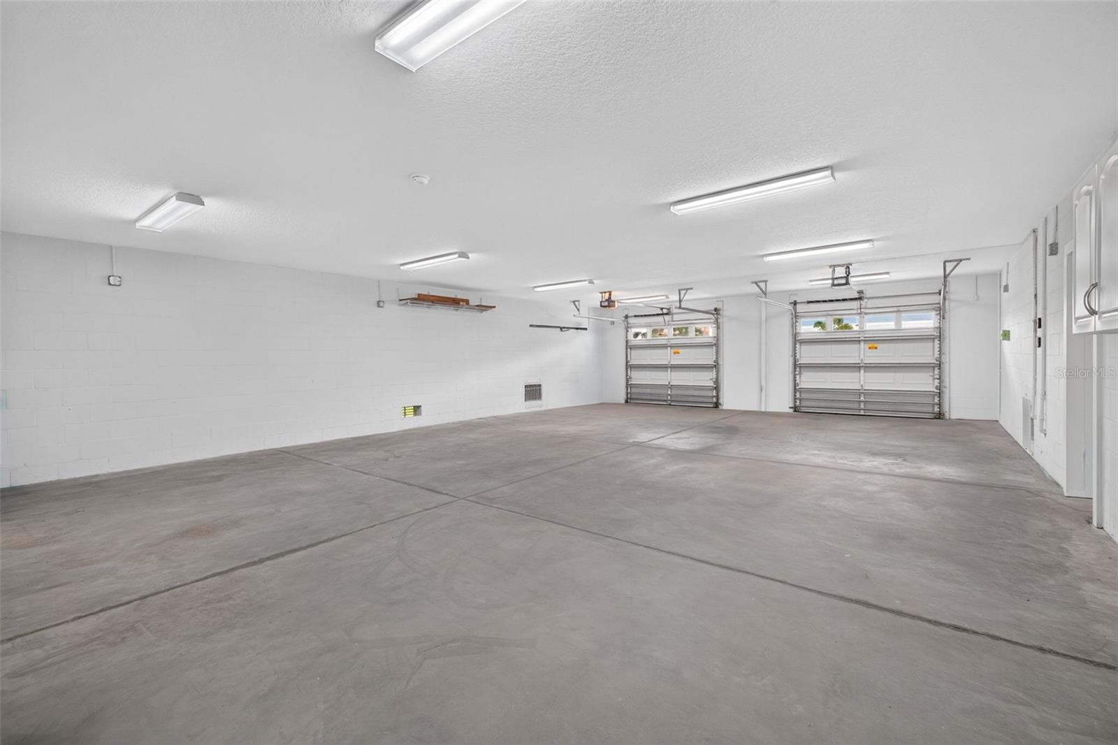 205 162ND AVE — photo 37