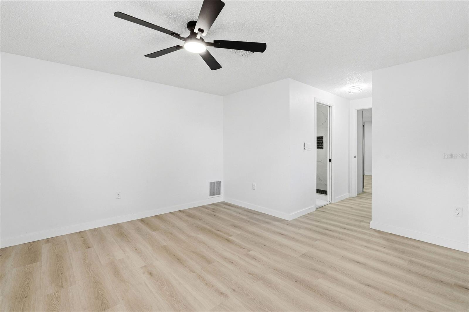 8525 BRIAR PATCH DR — photo 17