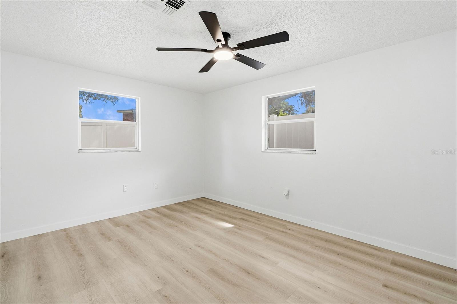 8525 BRIAR PATCH DR — photo 16