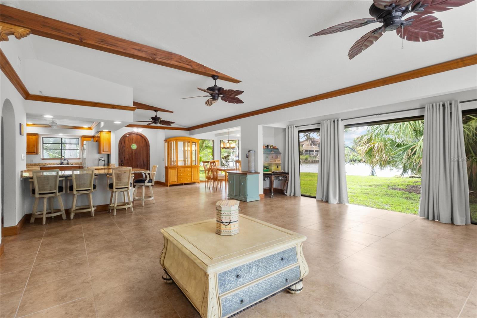 5381 PALOS VERDES DR — photo 13