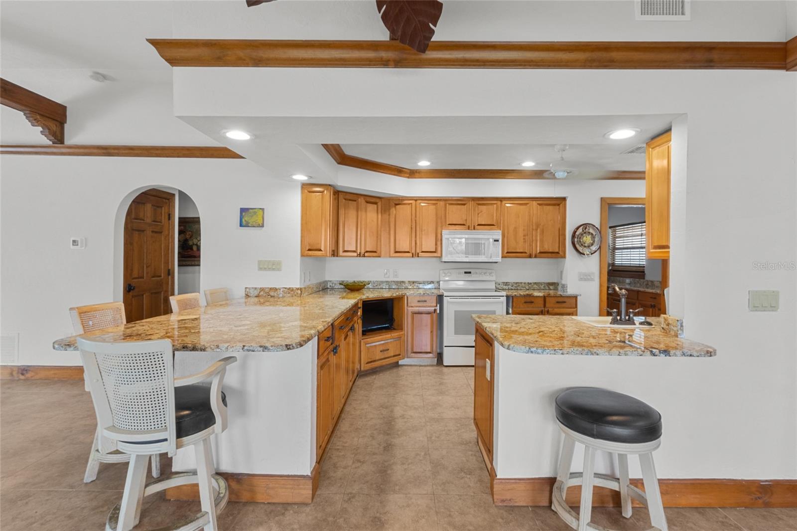 5381 PALOS VERDES DR — photo 7