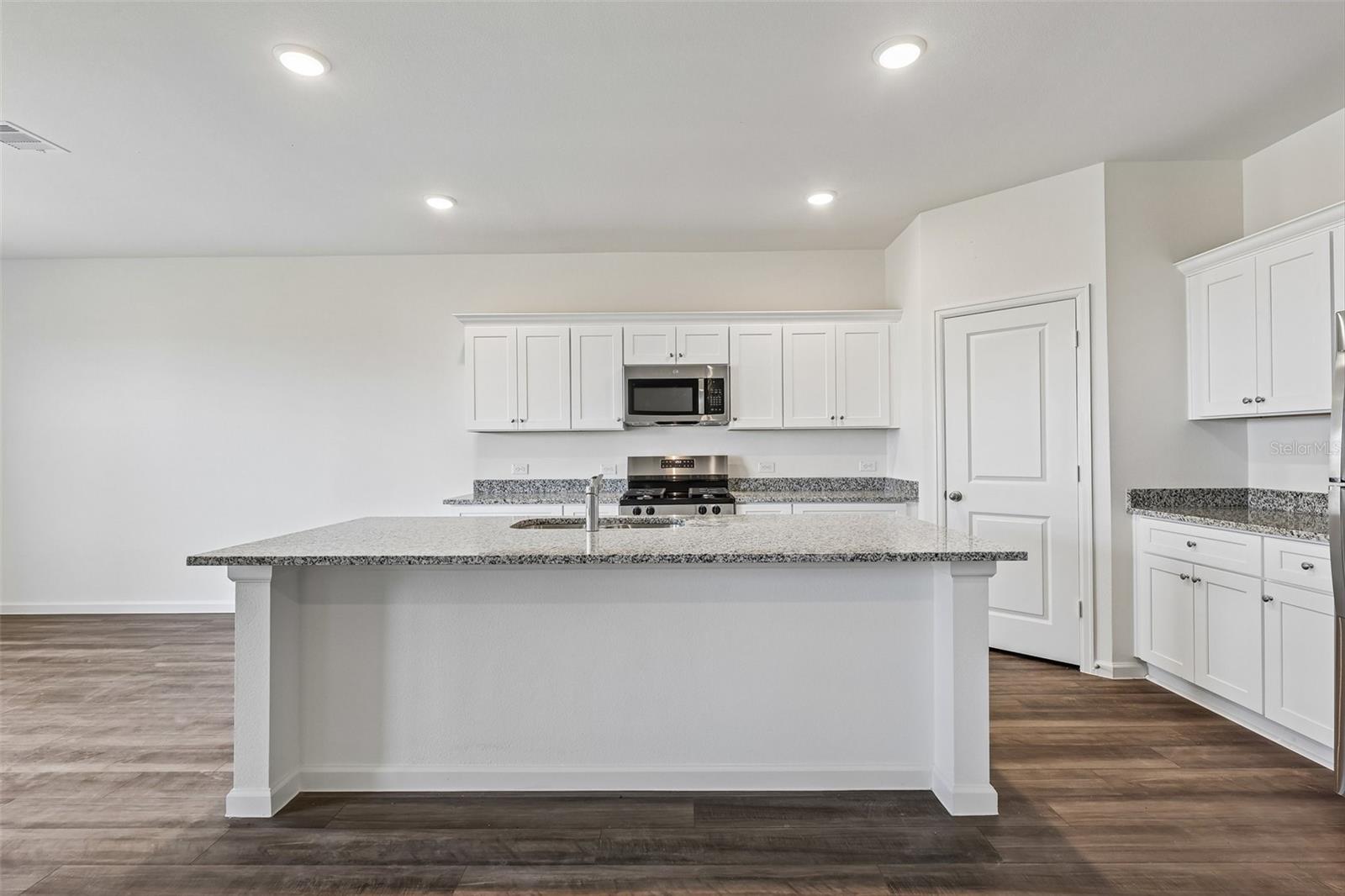 10861 CURVING CREEK LOOP — photo 29