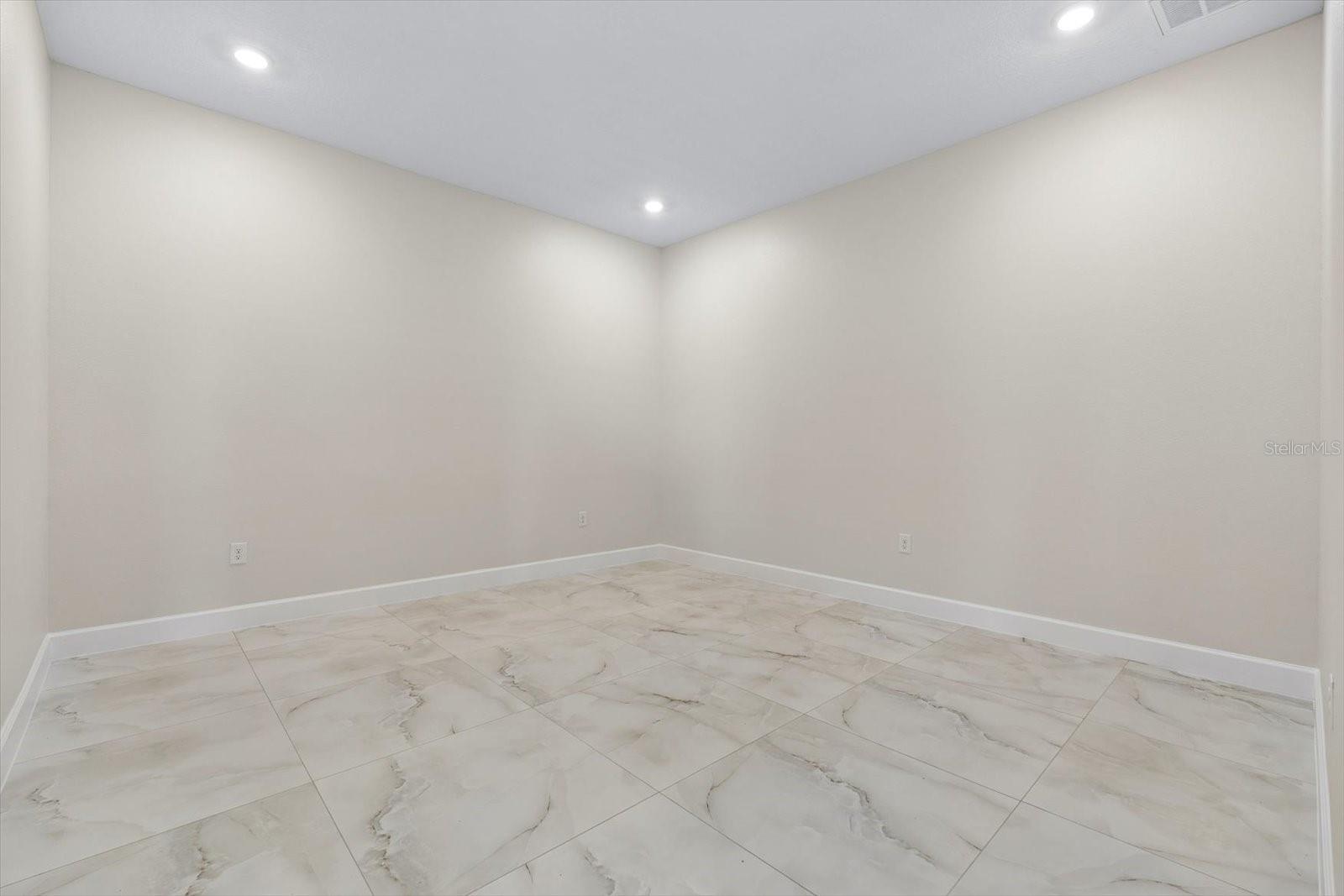 5302 VARN RD — photo 22