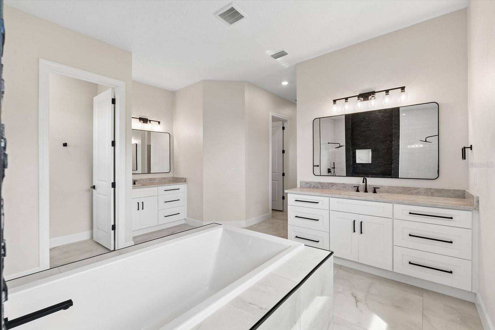 5302 VARN RD — photo 38