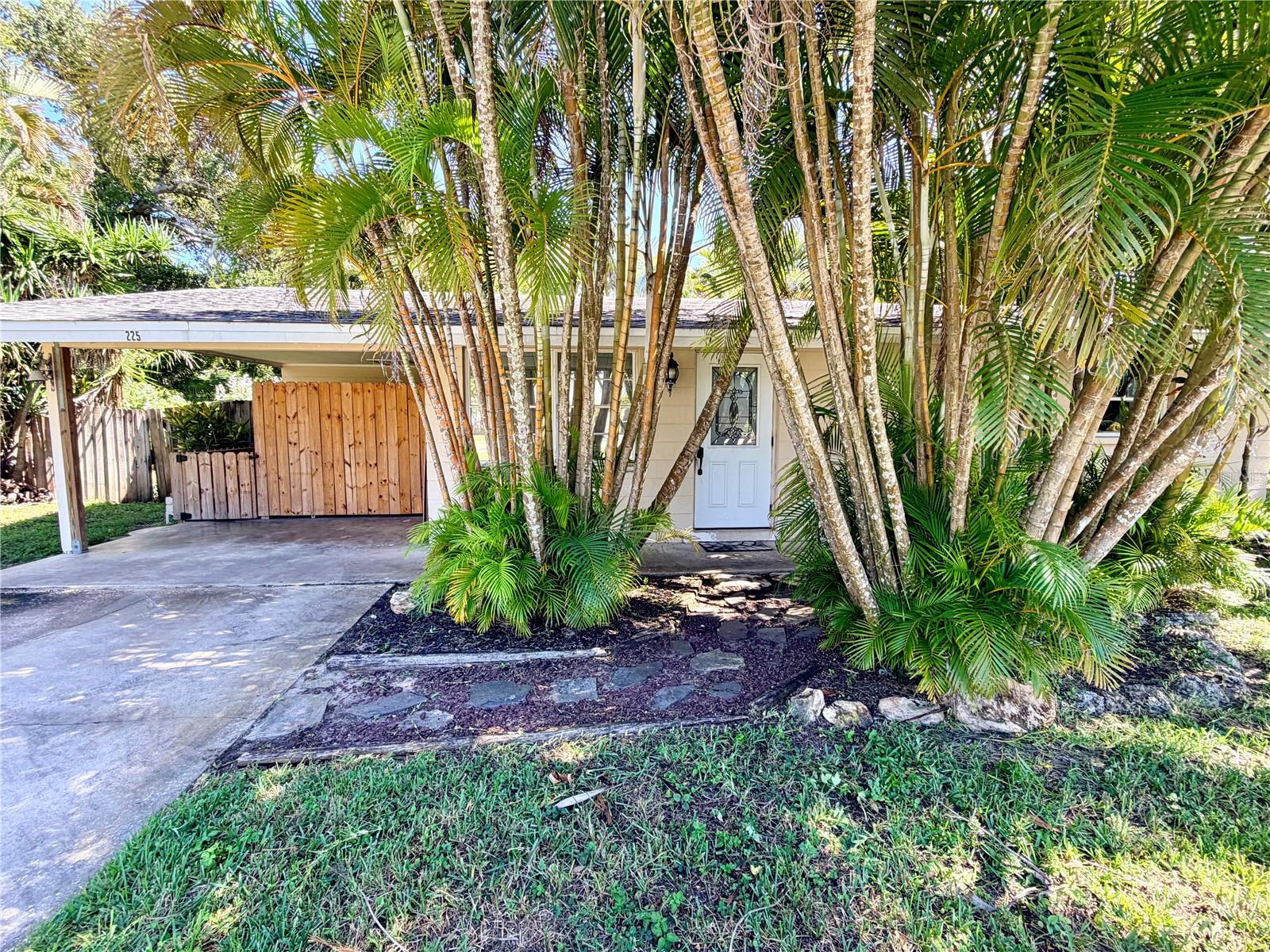225 MAGNOLIA RD — photo 5