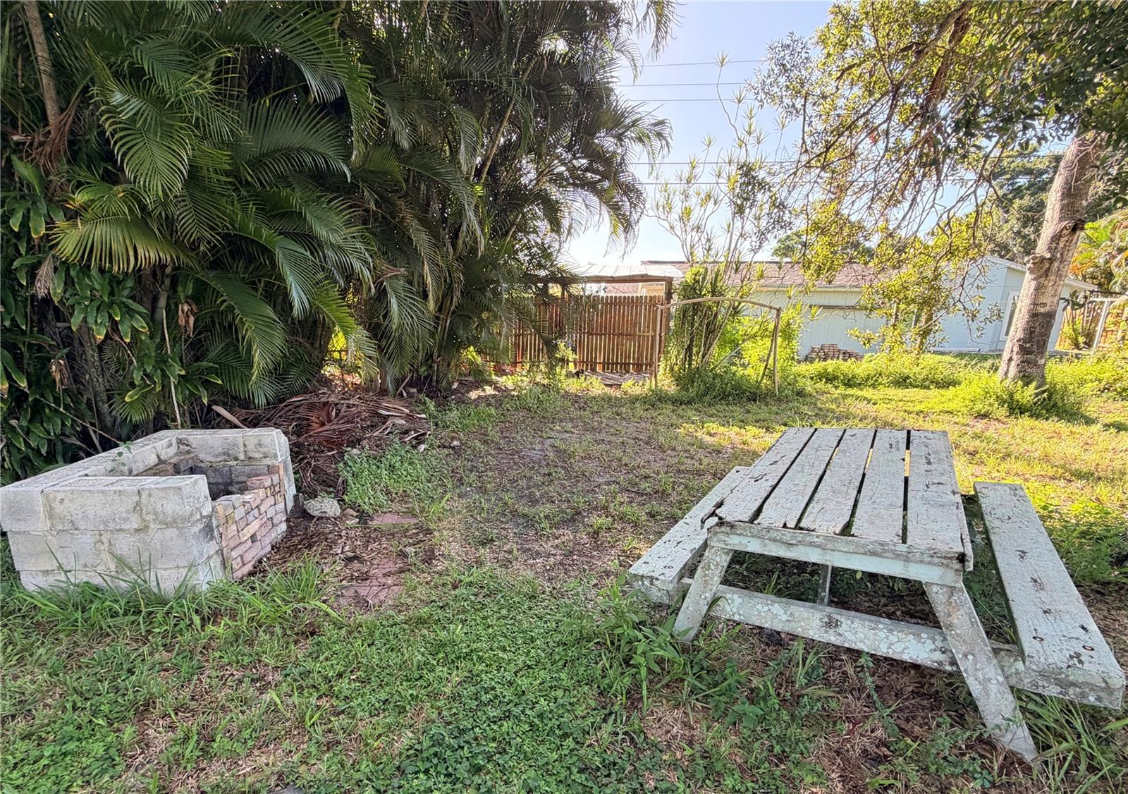 225 MAGNOLIA RD — photo 29