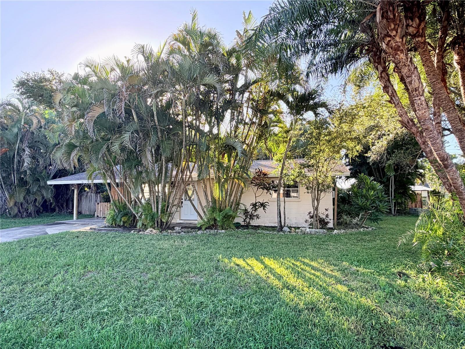 225 MAGNOLIA RD — photo 3