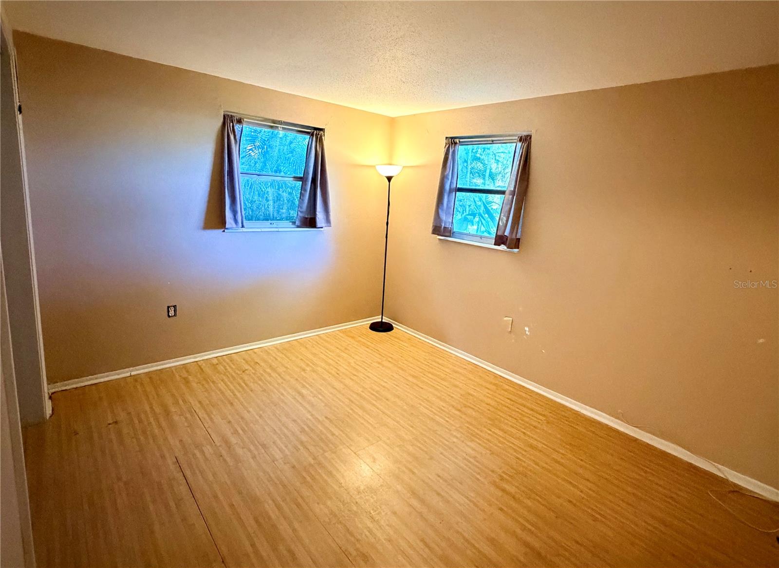 225 MAGNOLIA RD — photo 16